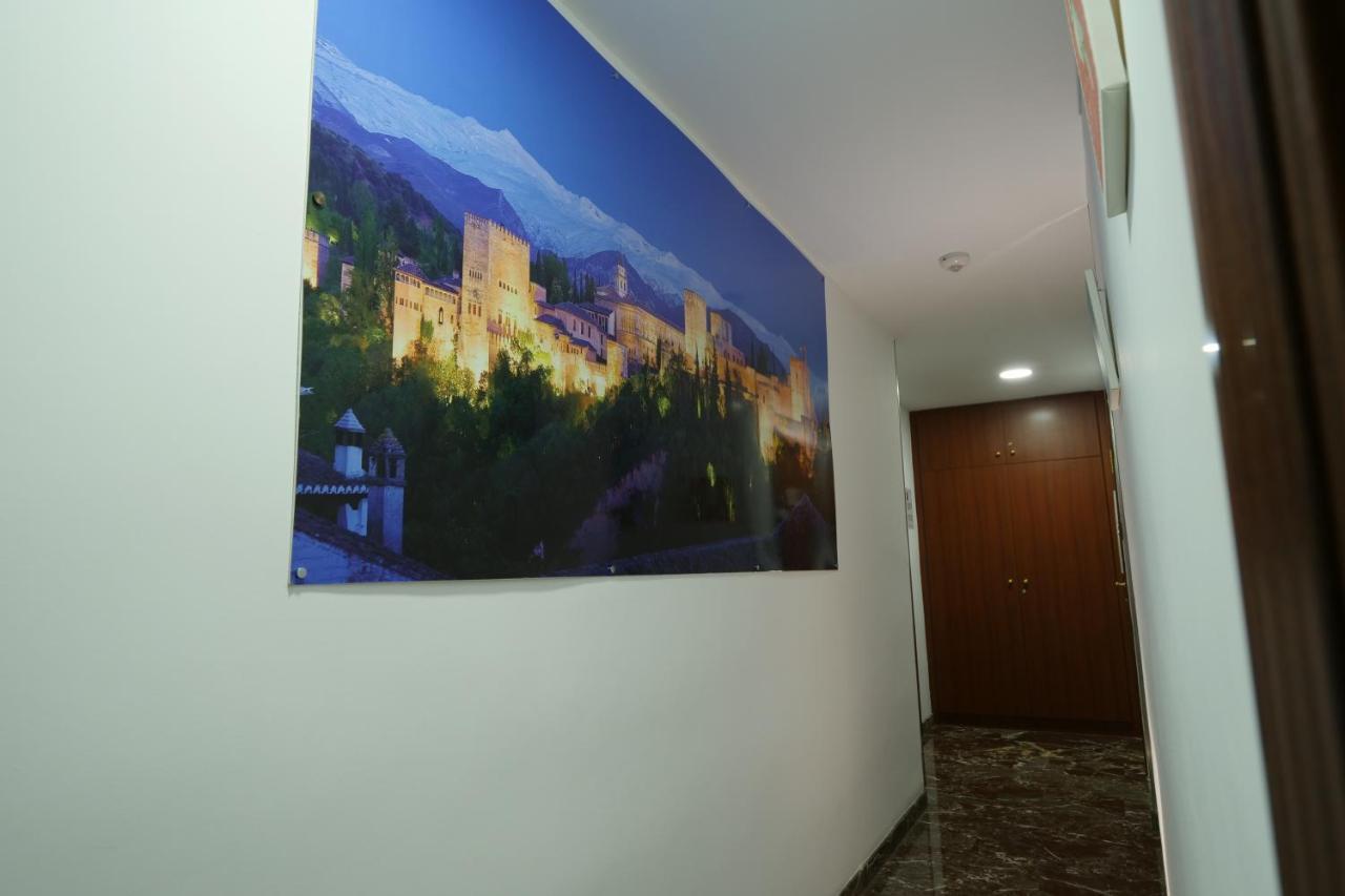 Apartamento Castillo Granada Bagian luar foto